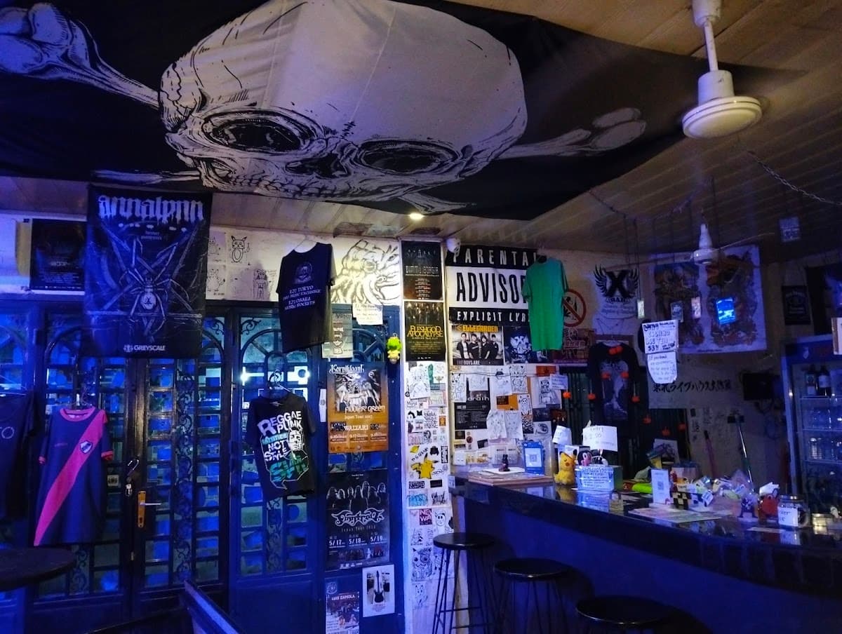 ATLANTIS METAL BAR — photo 1