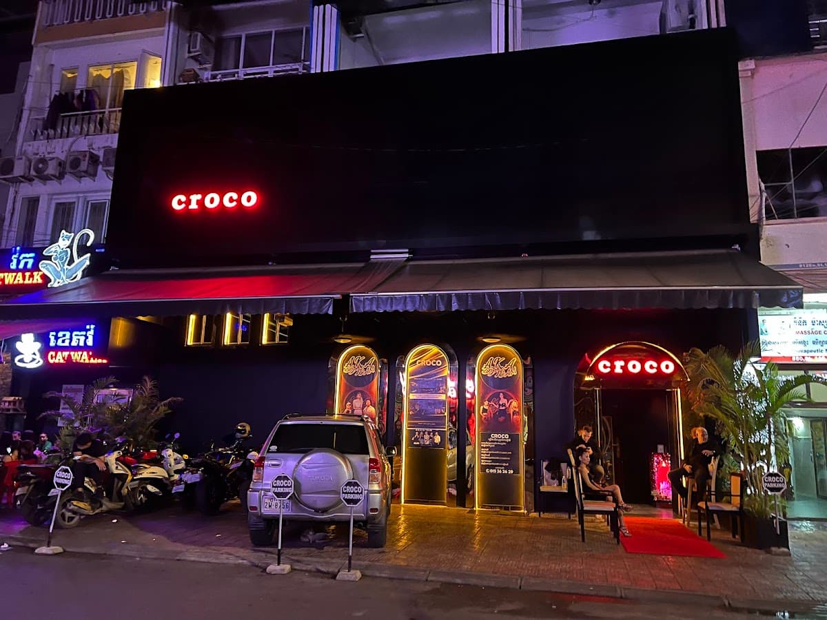 Croco Bar & Club — photo 1