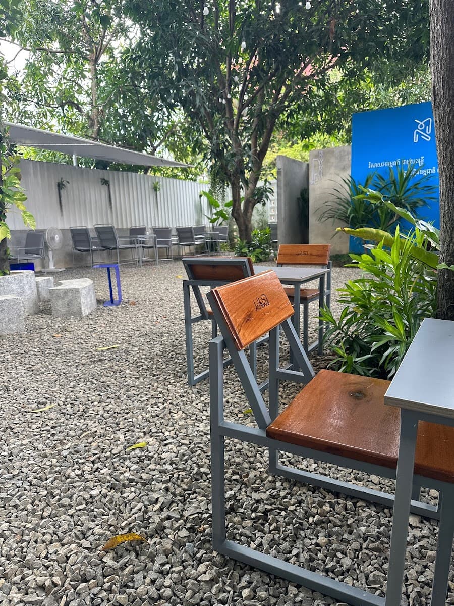 មនោ - MNO Café