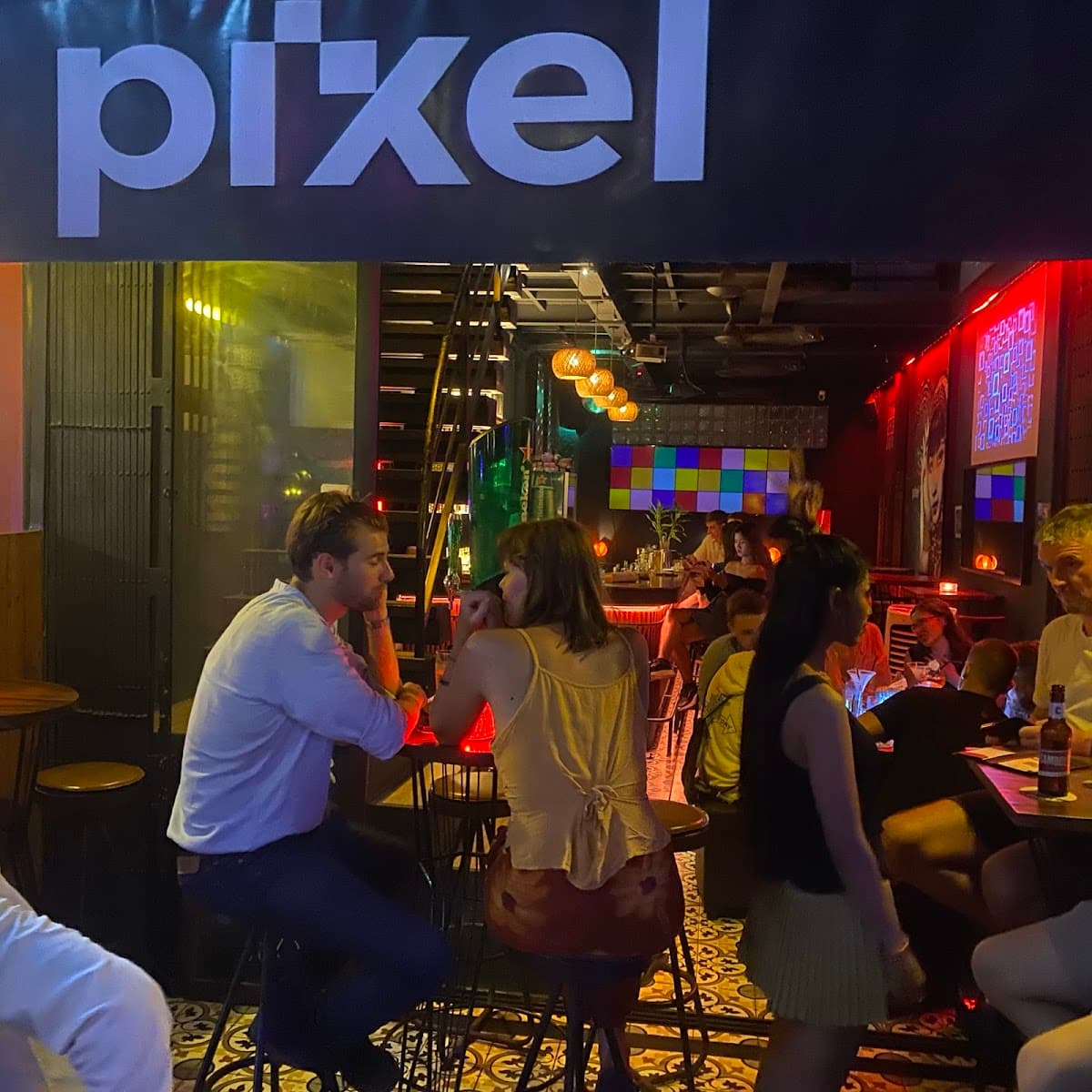 PIXEL BAR — photo 1