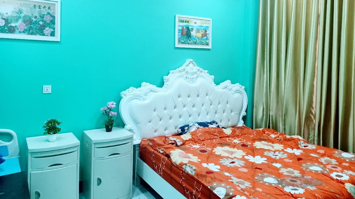 Unique Clinic — photo 1