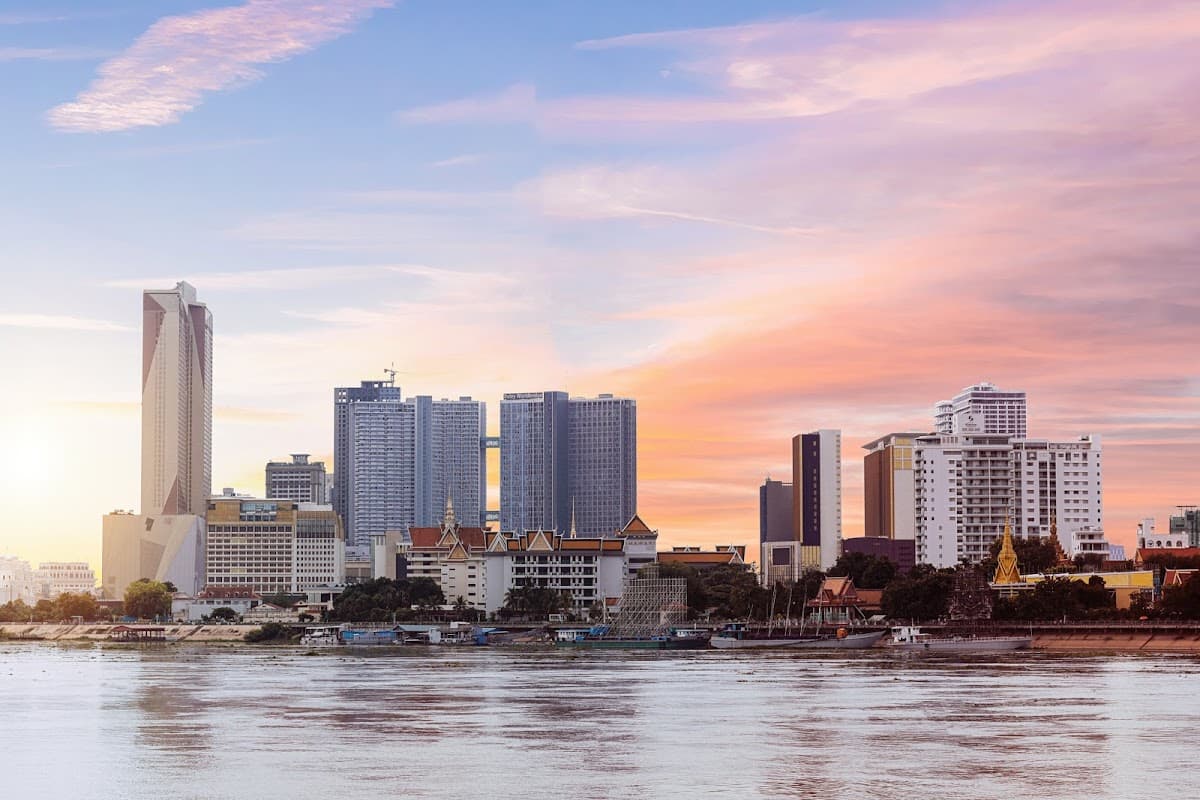 Crowne Plaza Phnom Penh by IHG — photo 1