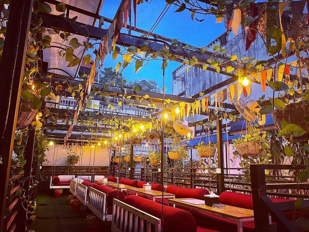 Silk Garden Bar and Restaurant